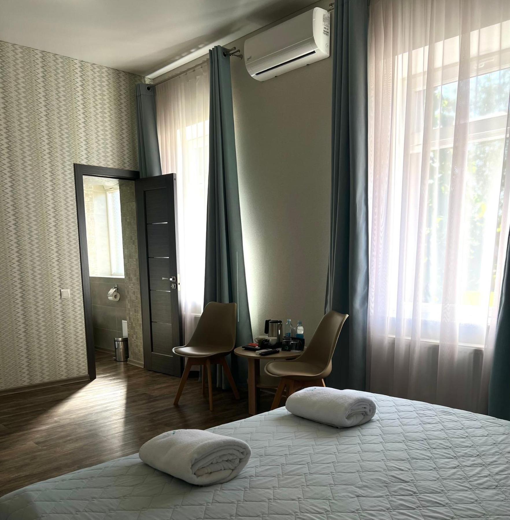 Hotel Dozari Korostyshiv Eksteriør billede